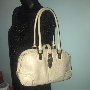 Authentic Gucci shoulder bag off white/Cream